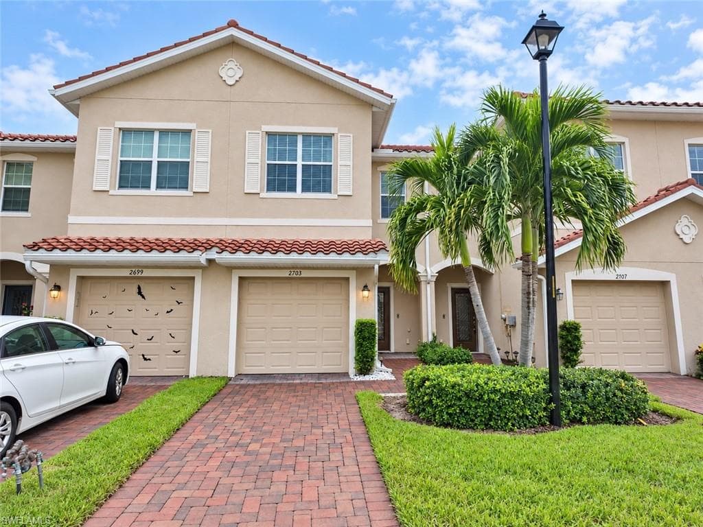 2703 Blossom Way, Naples