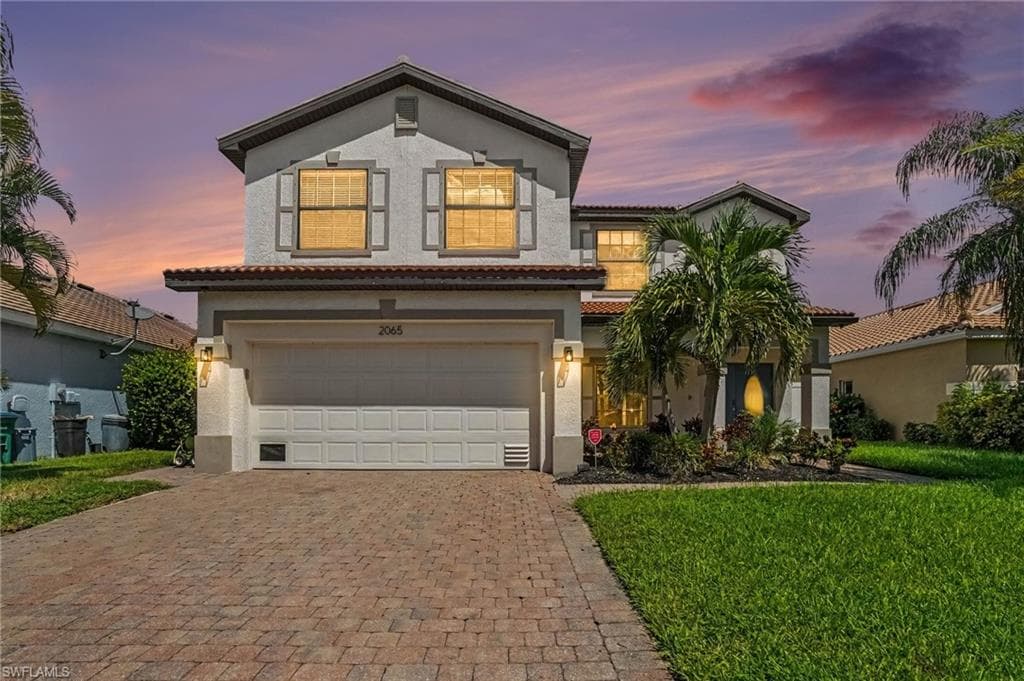2065 Cape Heather Cir, Cape Coral