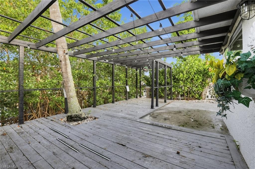 24519 Dolphin St, Bonita Springs, photo 3