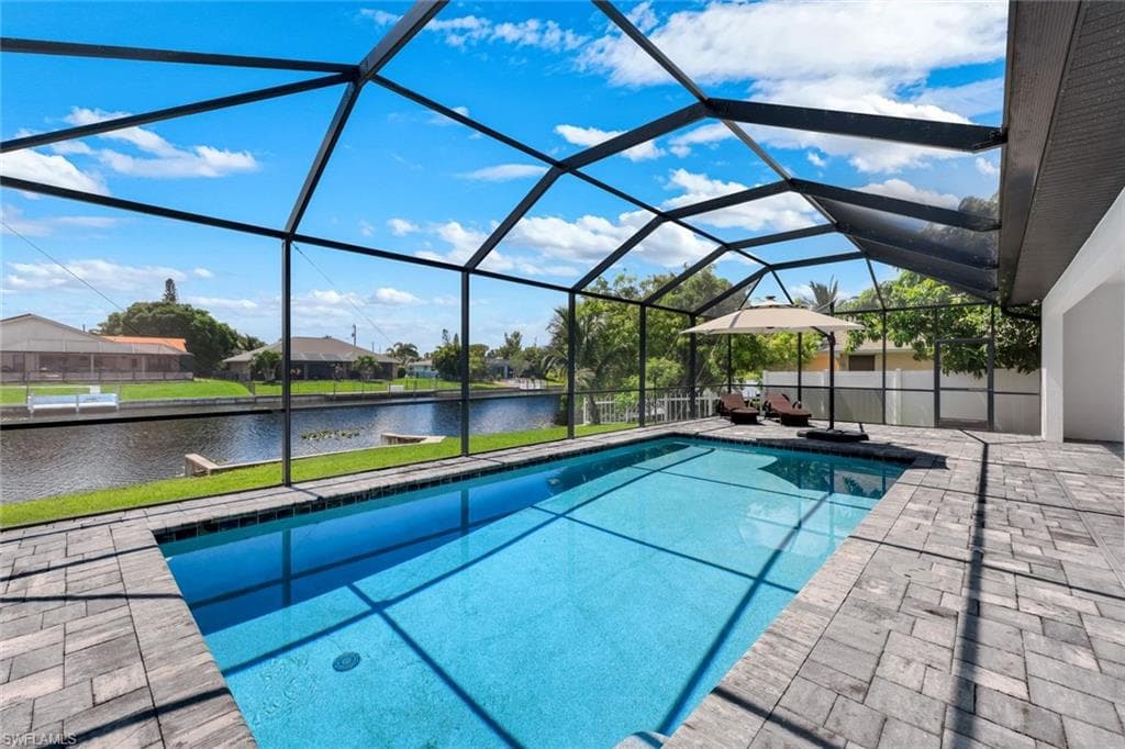 2126 2nd St, Cape Coral, photo 2