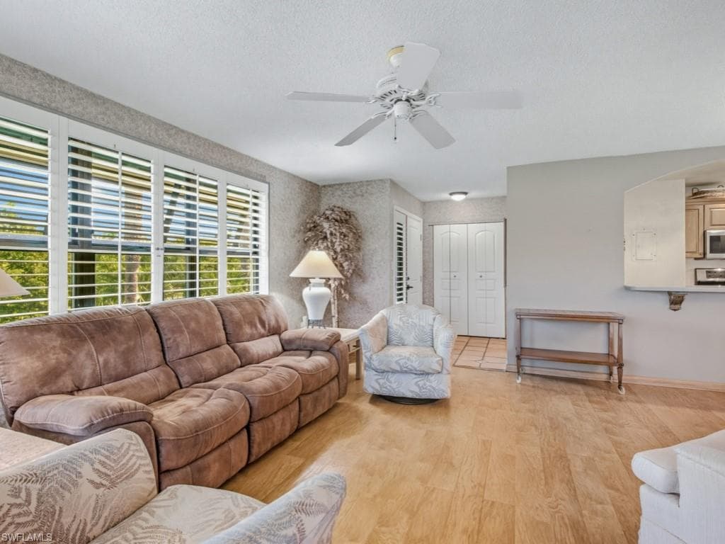 525 Seaview Ct #m4, Marco Island, photo 3