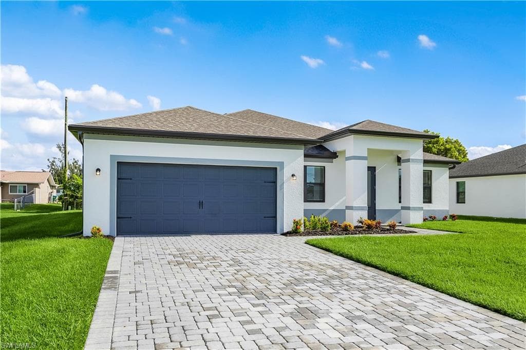 2934 1st Pl, Cape Coral, photo 2