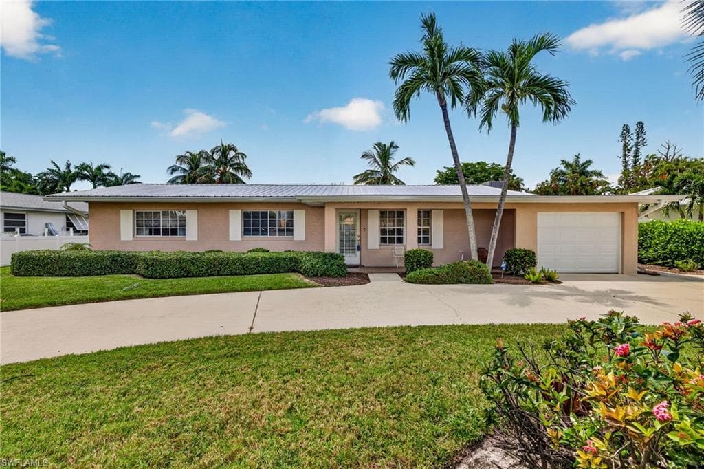 11030 Mcgregor Blvd, Fort Myers, photo 3