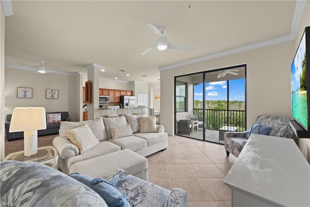 9820 Giaveno Cir #1446, Naples, photo 2