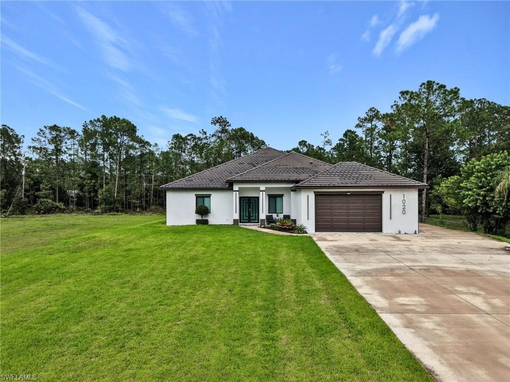 1020 Maple Ave N, Lehigh Acres
