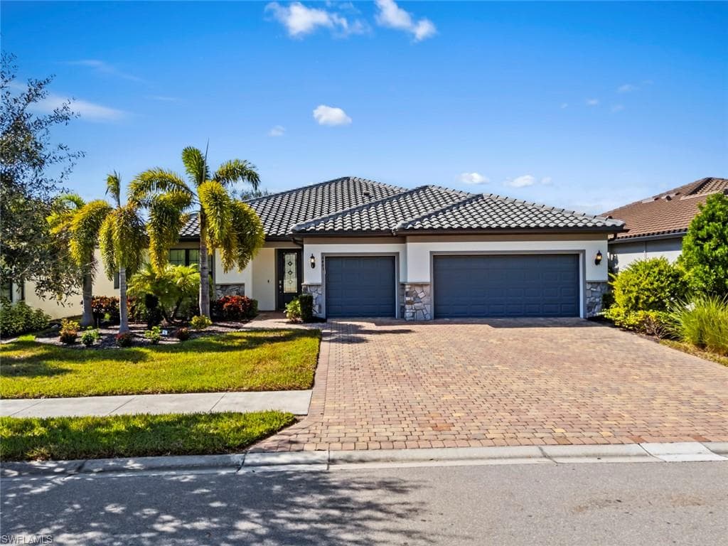 6483 Holiman Way, Ave Maria, photo 2