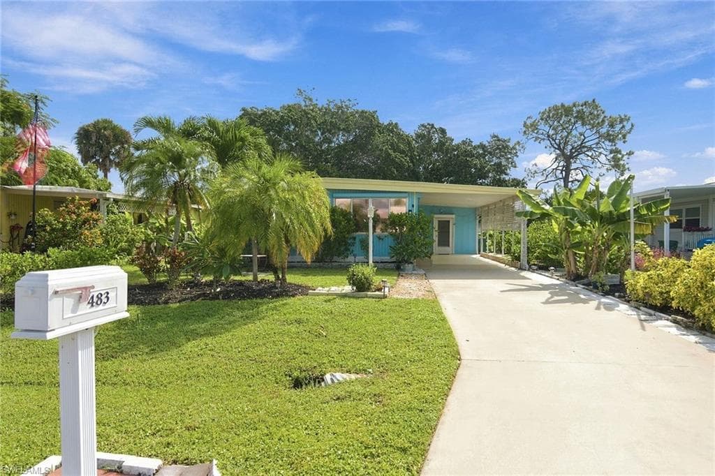 483 Riviera Blvd, Naples