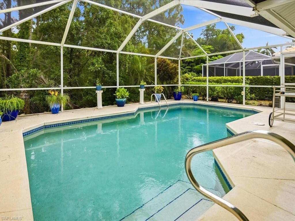 798 Wiggins Bay Dr, Naples, photo 2
