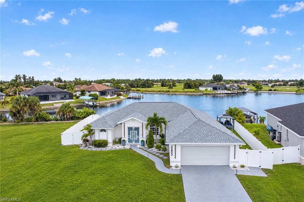 3235 17th Ln, Cape Coral