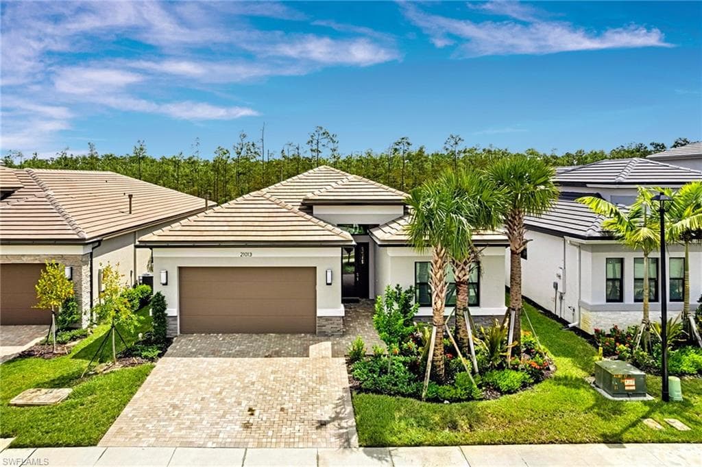 21013 Teak Tree Ter, Estero