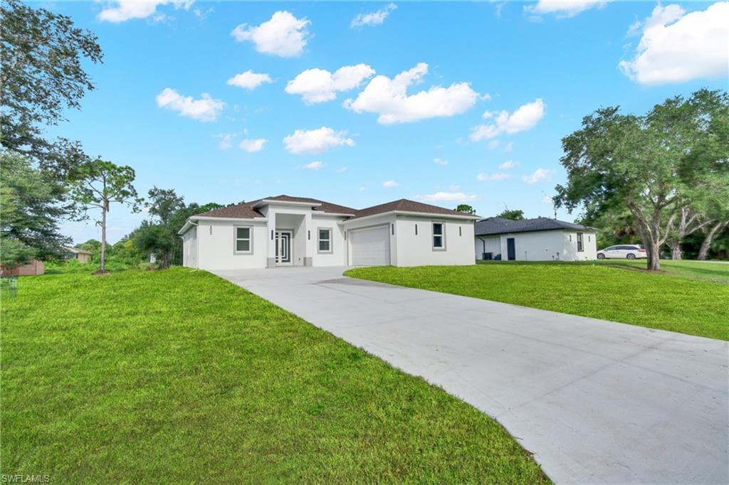 505 Prospect Ave, Lehigh Acres, photo 2
