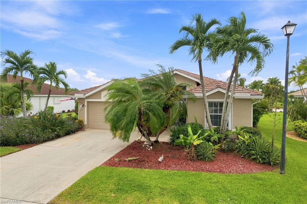 12833 Dresden Ct, Fort Myers, photo 2
