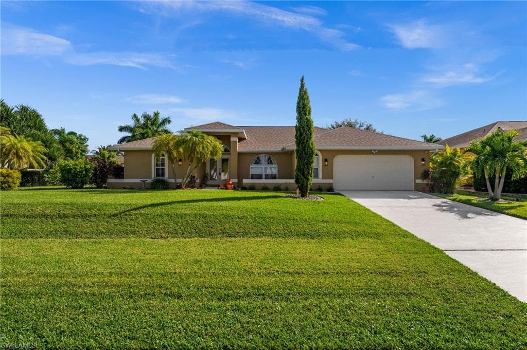 3007 26th Ct, Cape Coral, photo 2