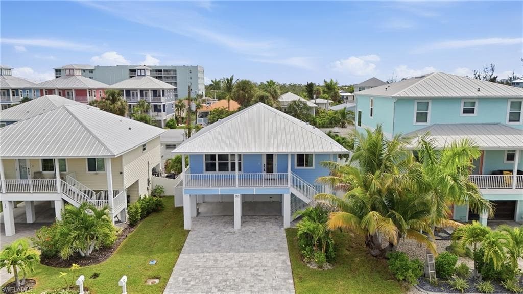 250 Pearl St, Fort Myers Beach, photo 2