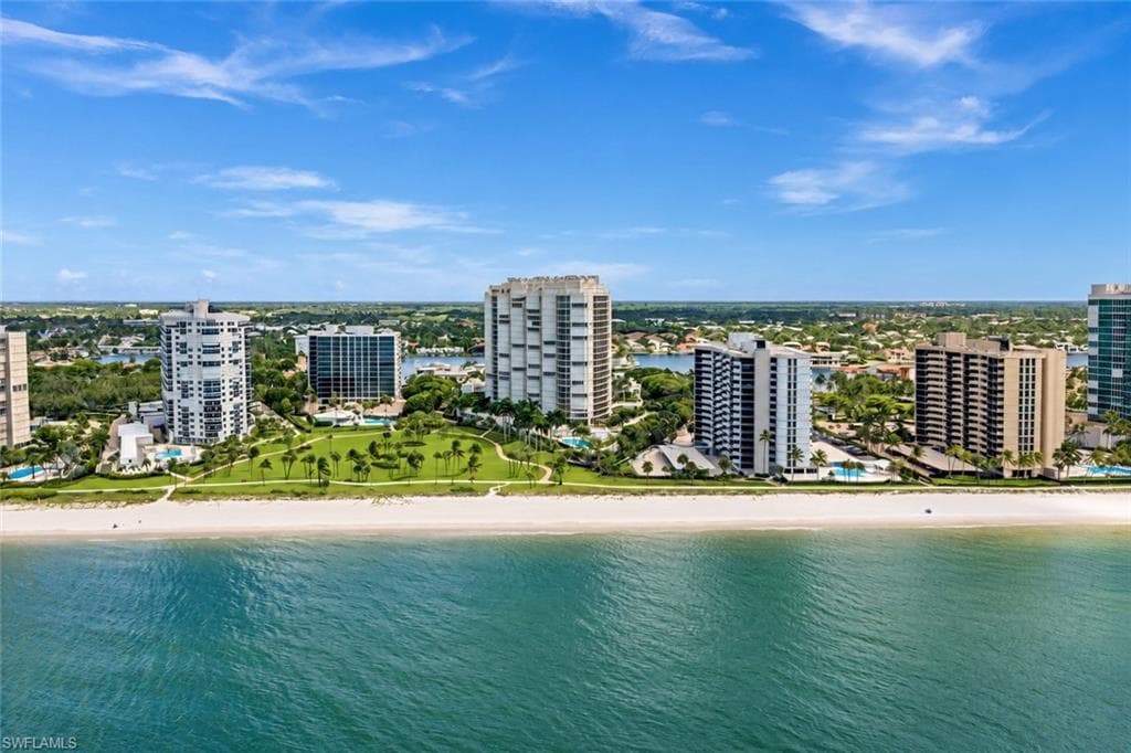 4021 Gulf Shore Blvd #1204, Naples, photo 2