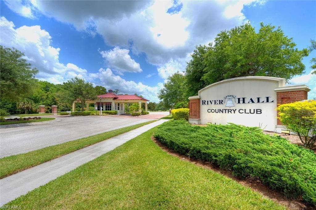 16149 Herons View Dr, Alva, photo 2