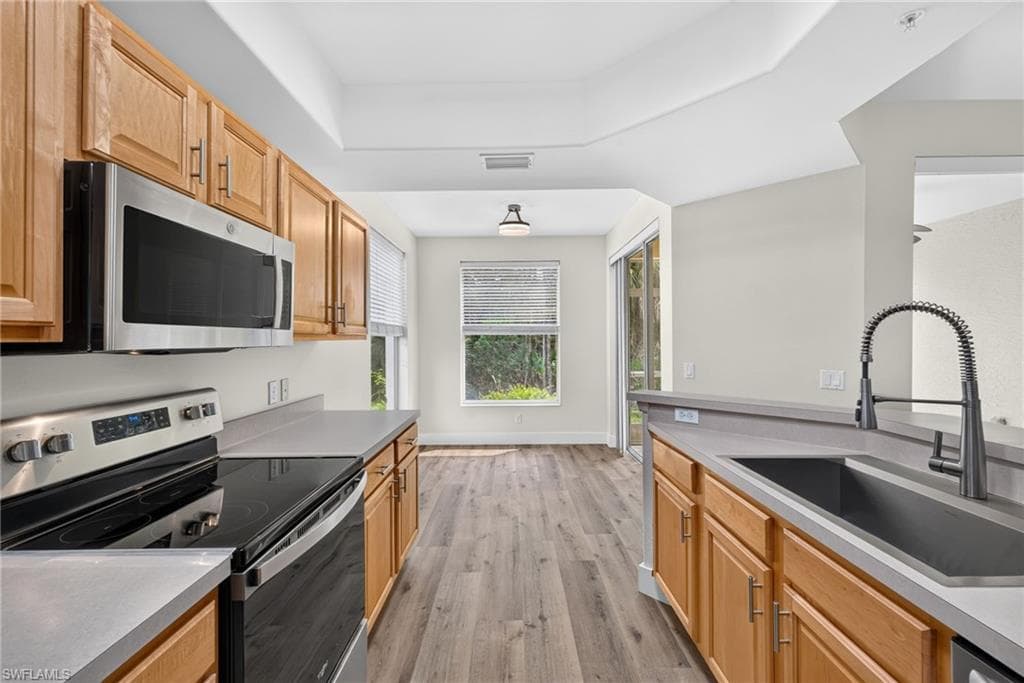 1295 Henley St #1207, Naples, photo 2