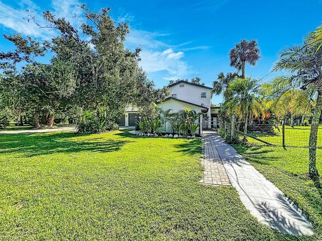 1409 Lavilla Rd, Punta Gorda, photo 3