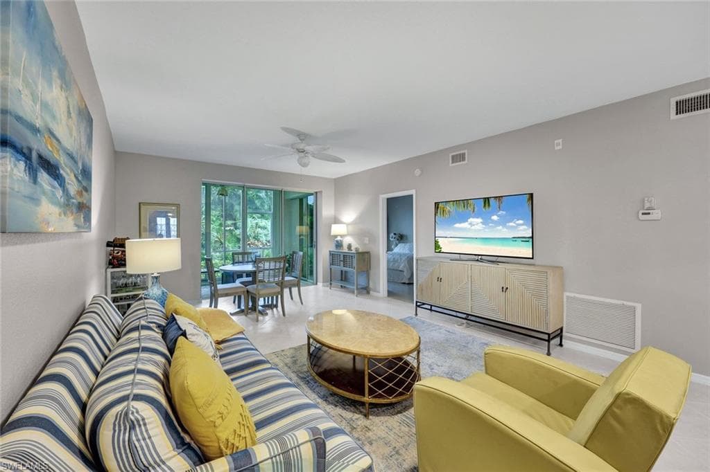 859 Tanbark Dr #103, Naples, photo 2