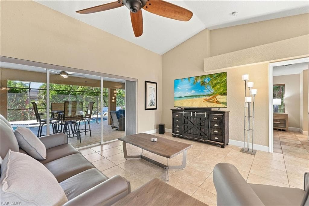 4626 23rd Ave, Cape Coral, photo 3