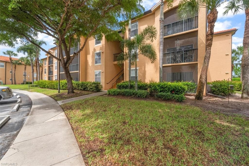 8754 River Homes Ln #8205, Bonita Springs