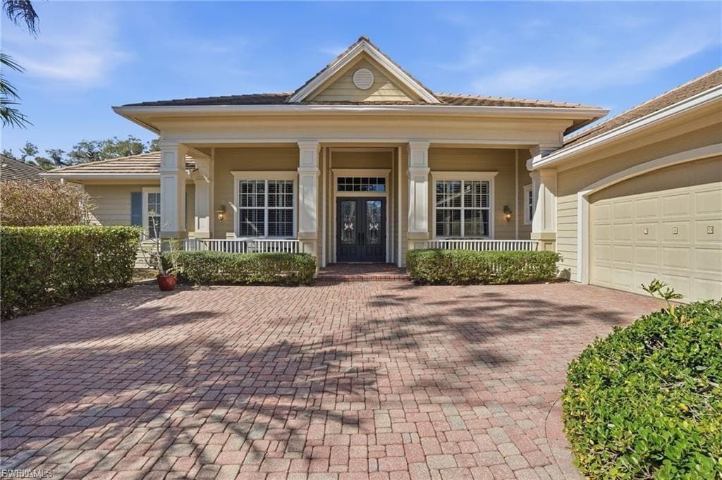 3801 River Point Dr, Fort Myers, photo 2