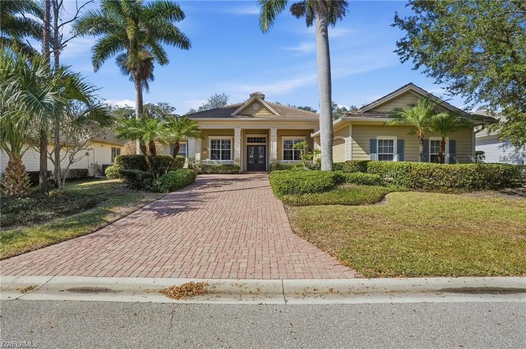 3801 River Point Dr, Fort Myers, photo 3