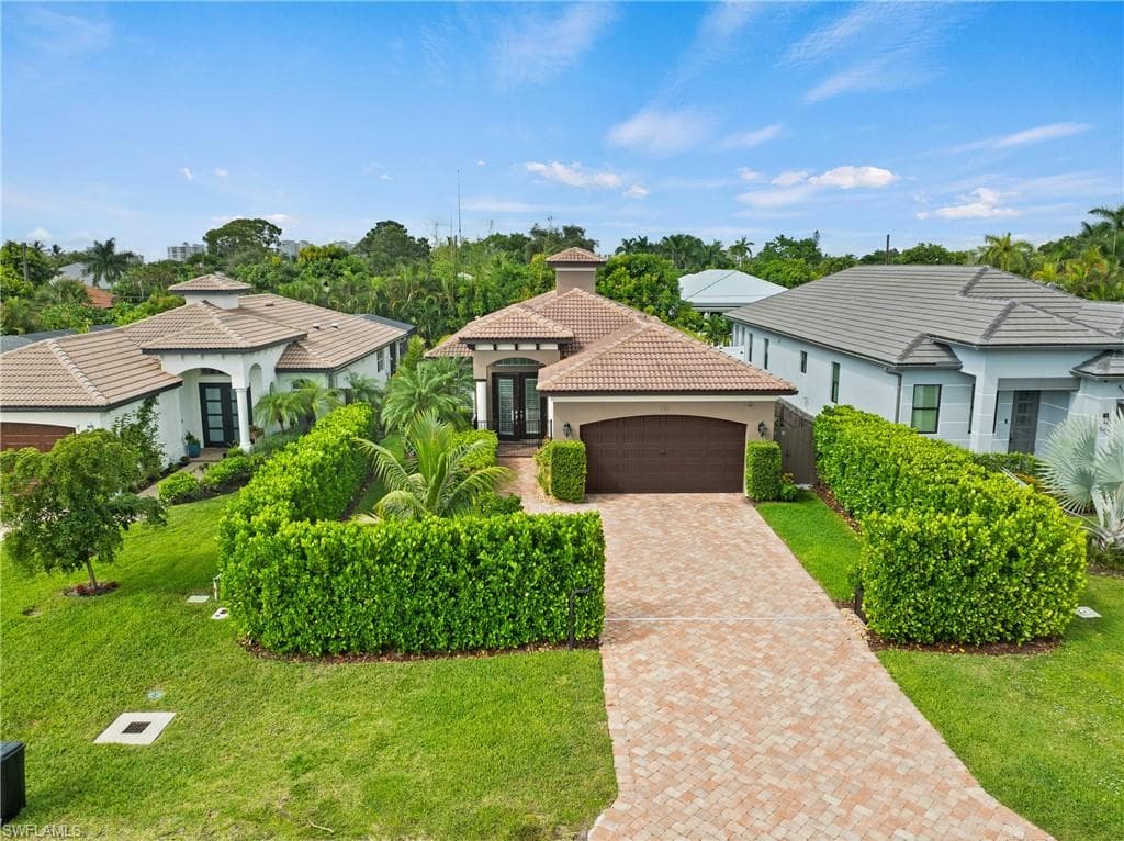 551 99th Ave, Naples, photo 2
