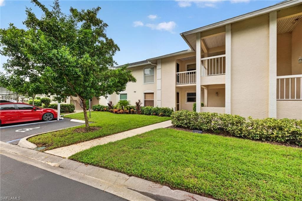 768 Landover Cir #203, Naples