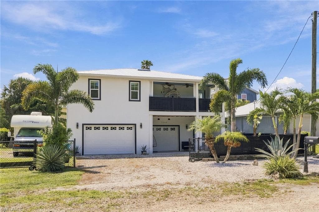 7263 Hibiscus Ave, Bokeelia, photo 3