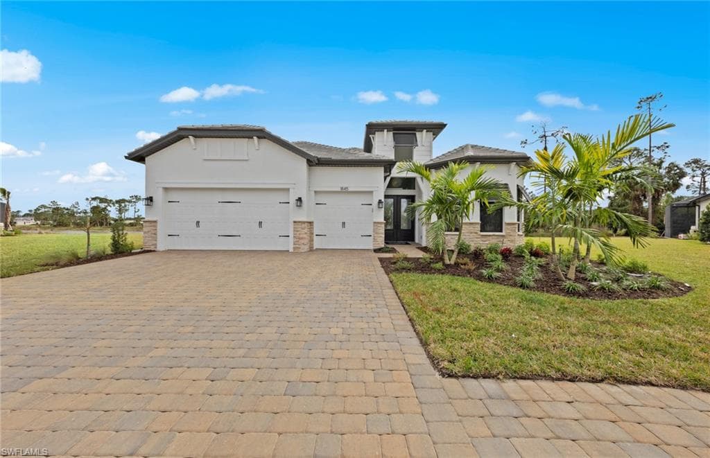 2004 Don Benito Way, Naples, photo 2