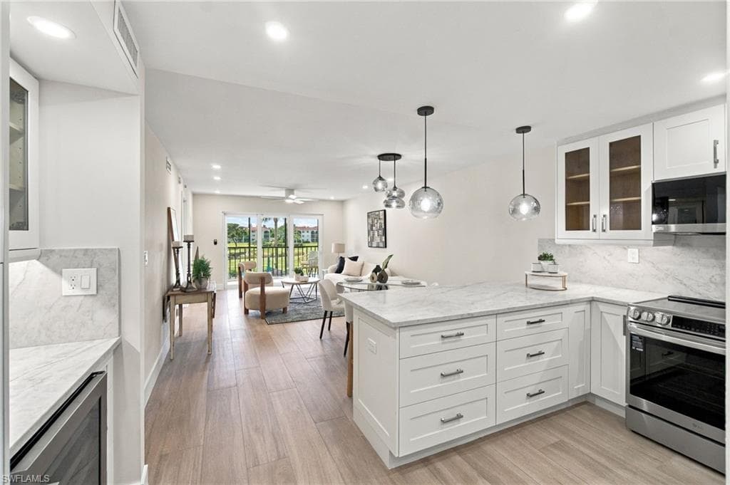 13 High Point Cir #206, Naples, photo 2