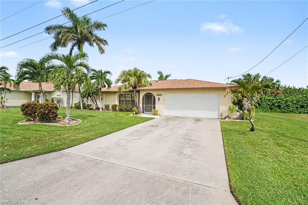 233 31st St, Cape Coral, photo 3