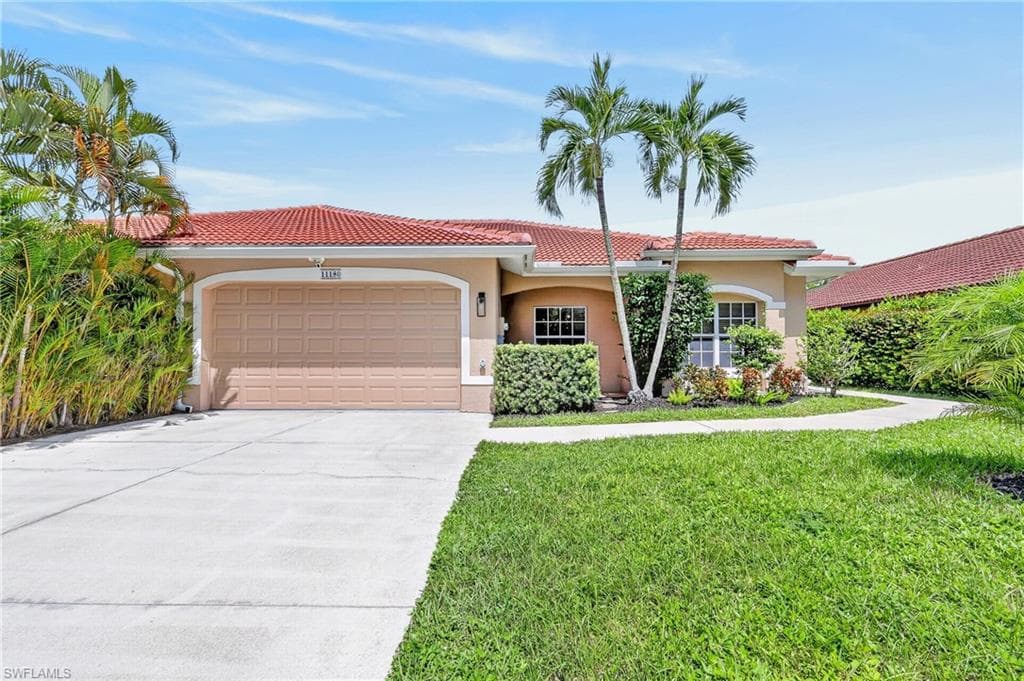 11180 La Coruna Ln, Bonita Springs, photo 3