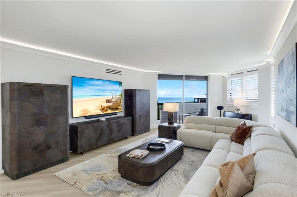 6001 Pelican Bay Blvd #1606, Naples, photo 2