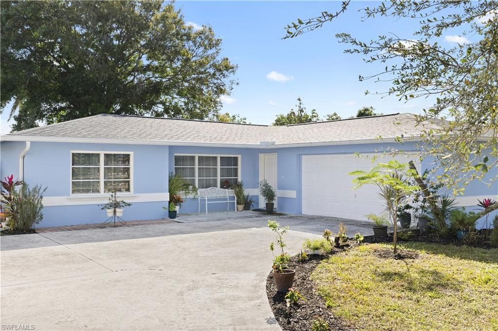 918 Cardinal St, Naples