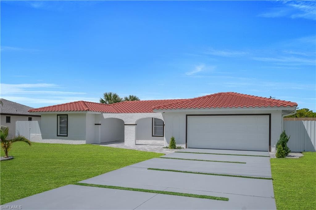 2505 Everest Pkwy, Cape Coral