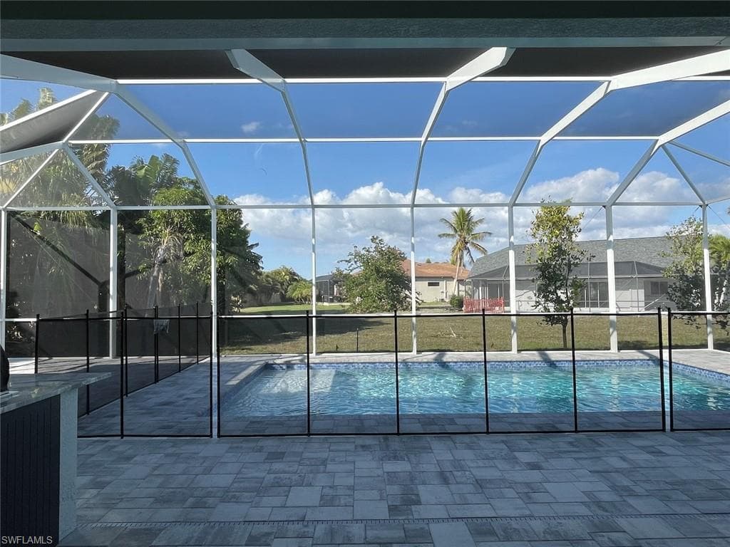 2303 43rd Ter, Cape Coral, photo 2