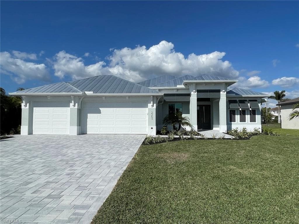 2303 43rd Ter, Cape Coral
