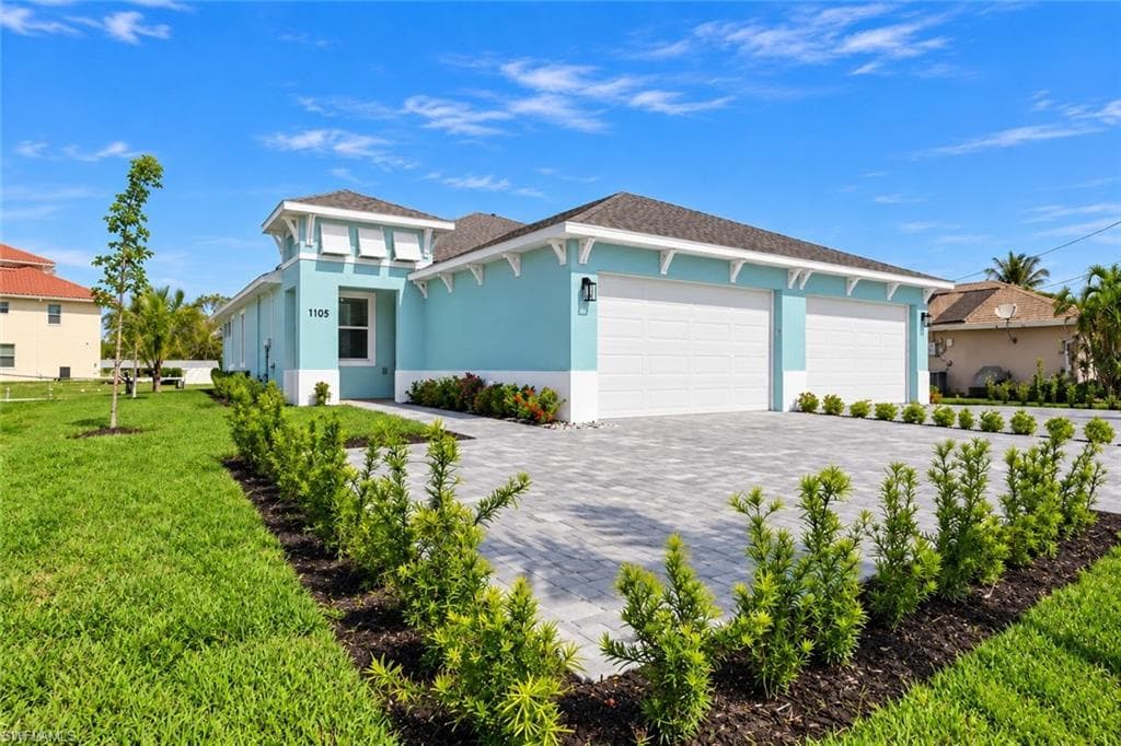1105 38th St, Cape Coral