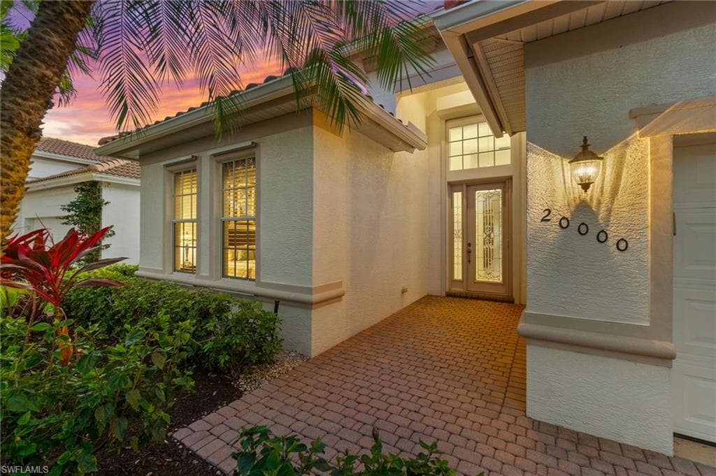 20000 Seadale Ct, Estero, photo 2