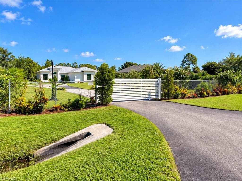 2469 29th Ave, Naples