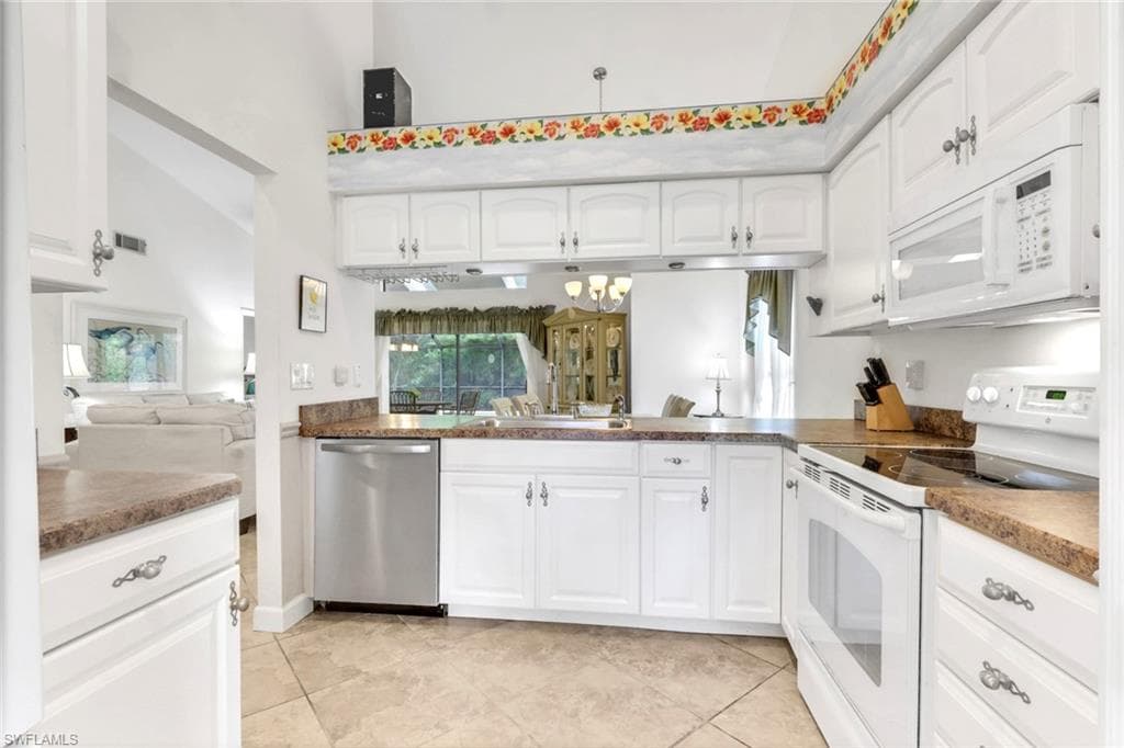 237 Fox Den Cir, Naples, photo 3