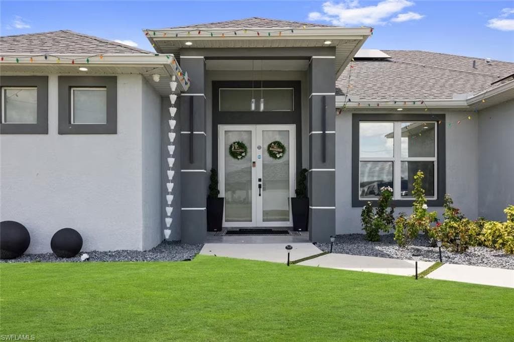 144 7th Pl, Cape Coral