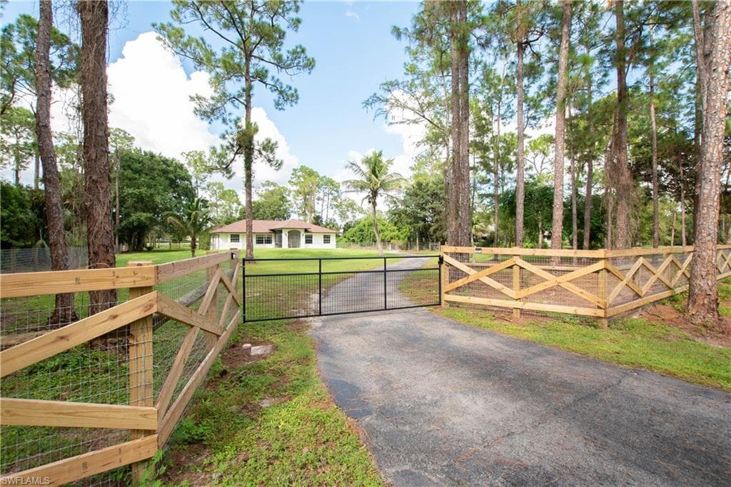 3271 7th Ave, Naples, photo 2