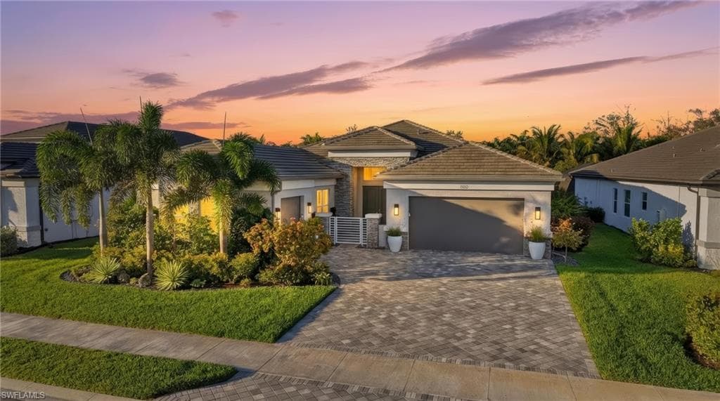 12021 Azalea Way, Naples