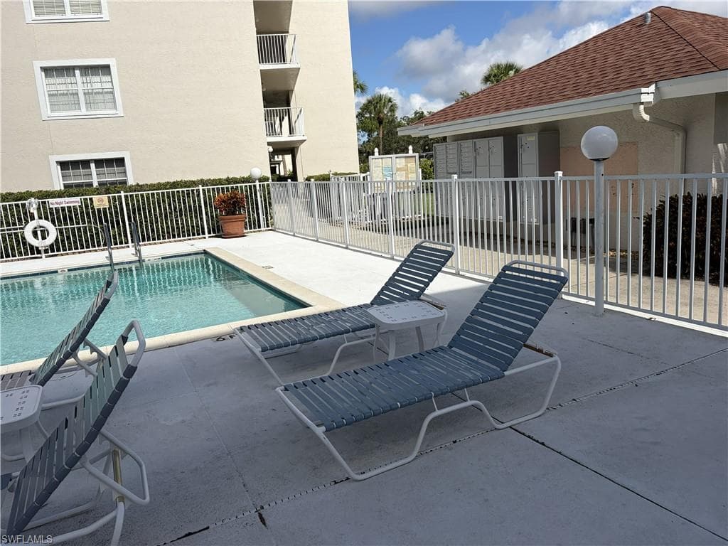481 Quail Forest Blvd #b207, Naples, photo 3