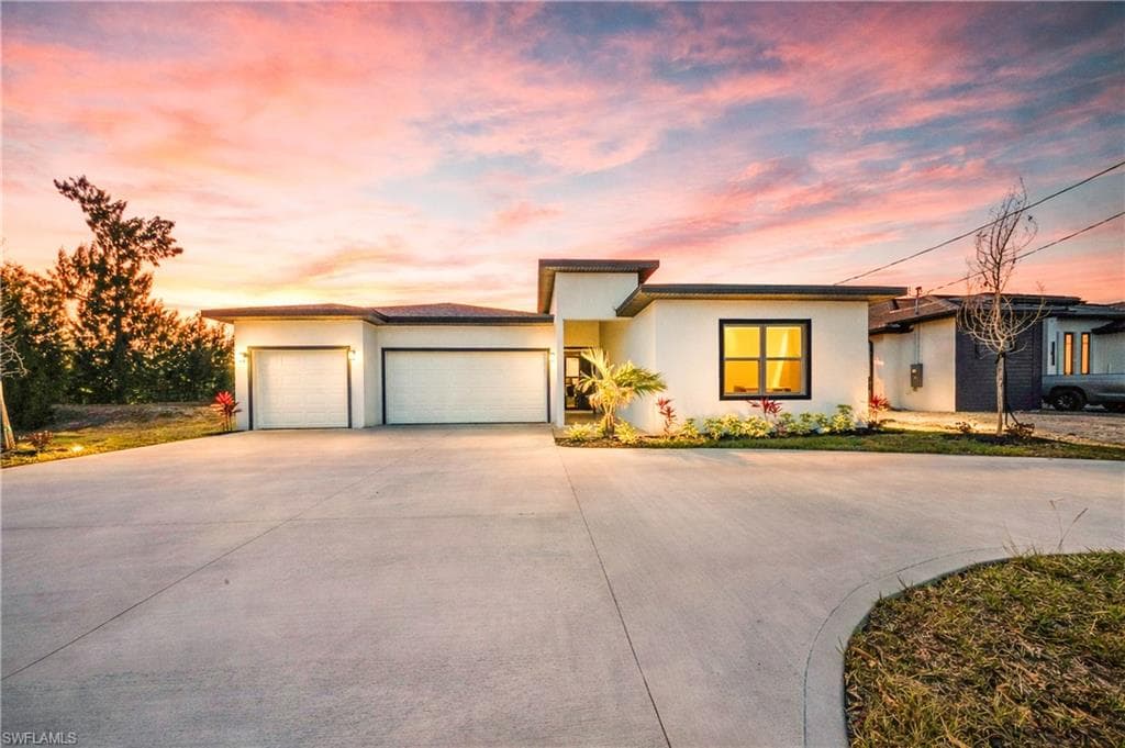 2324 20th Ave, Cape Coral