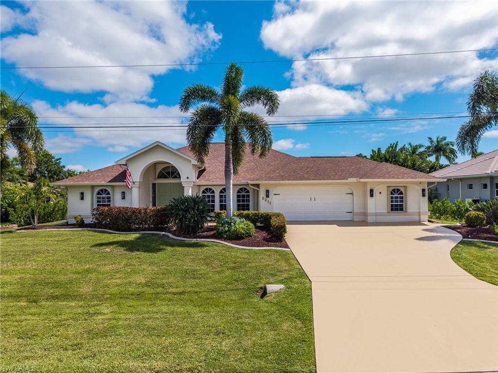5211 27th Pl, Cape Coral