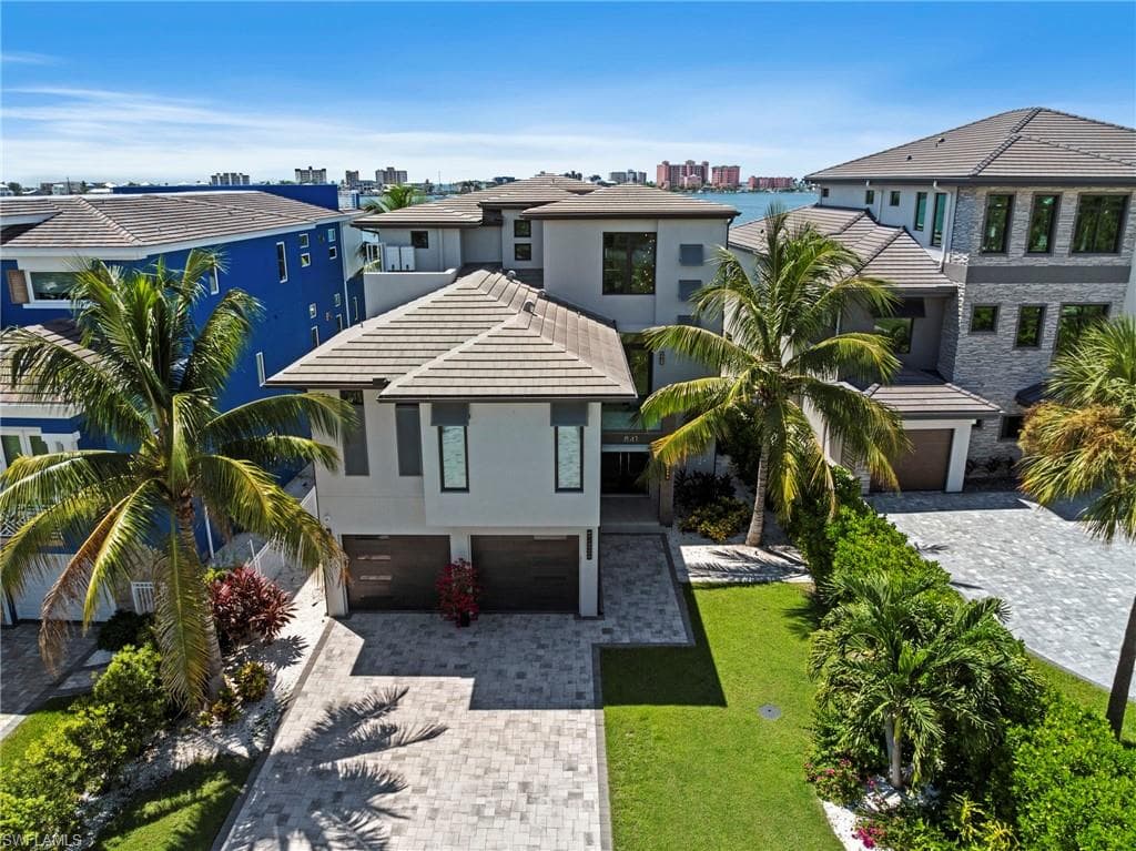 841 San Carlos Dr, Fort Myers Beach